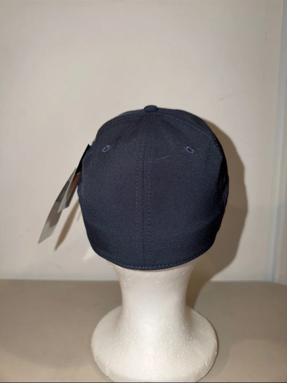 Montreal Canadeins Flex Fit Hat. Size Small/ Medium (NWTS)